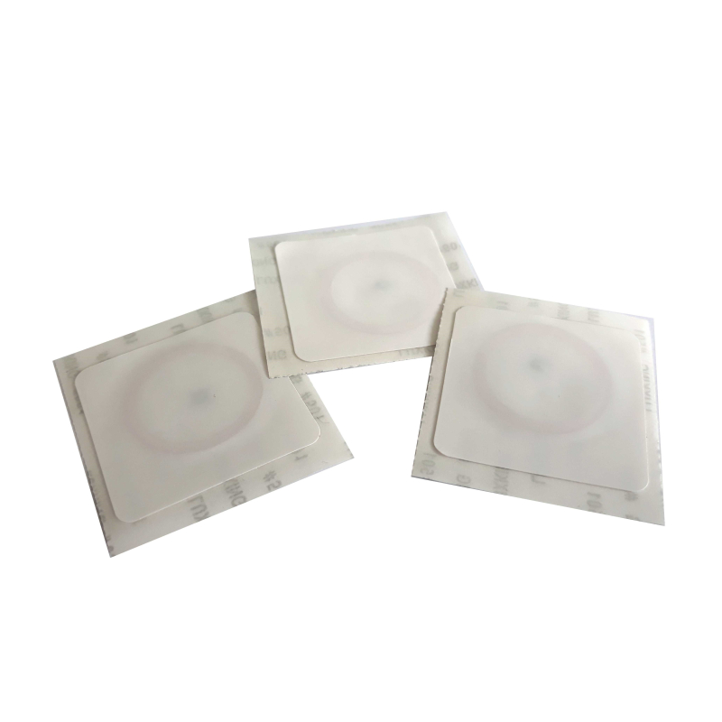 Etiquette RFID autocollante, 125Khz EM4200 35x35mm - Cardalis Etiquette RFID autocollante, 125Khz EM4200 35x35mm - Cardalis
